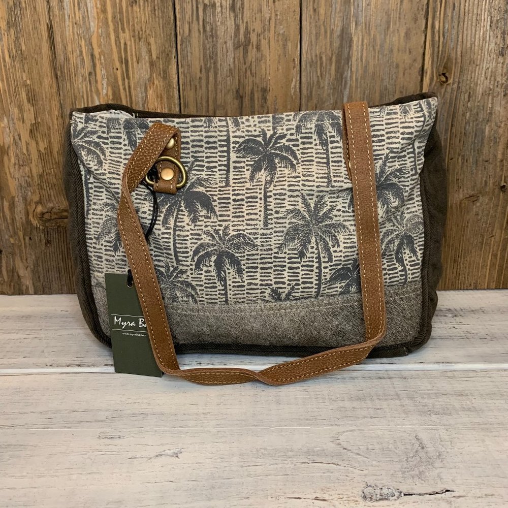 NWT Bestowal Small Bag - Myra Bag